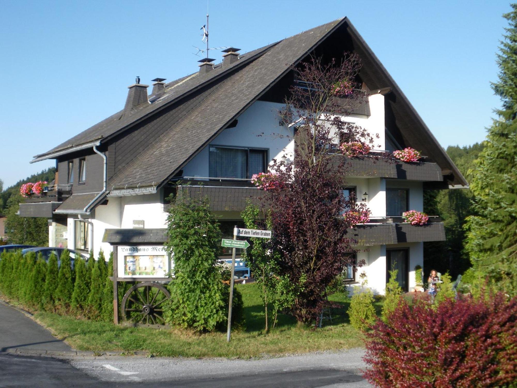 Ferienwohnungen Landhaus Meran Inkl Meinecardplus فيلنغن المظهر الخارجي الصورة